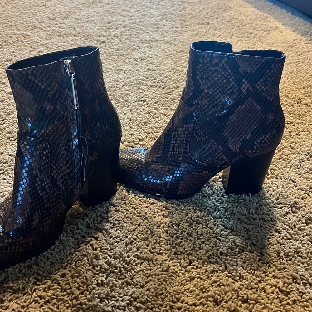 Zara Women Boots